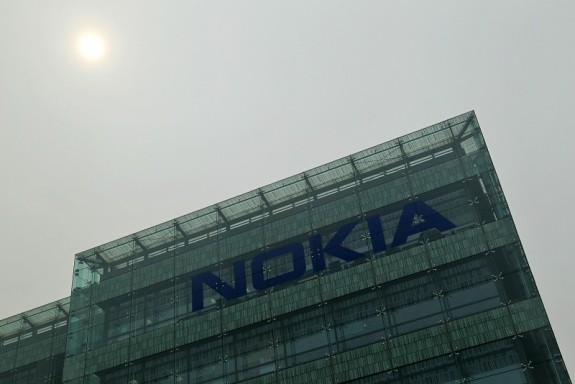 Nokia fuori dai primi 5 produttori di dispositivi mobili